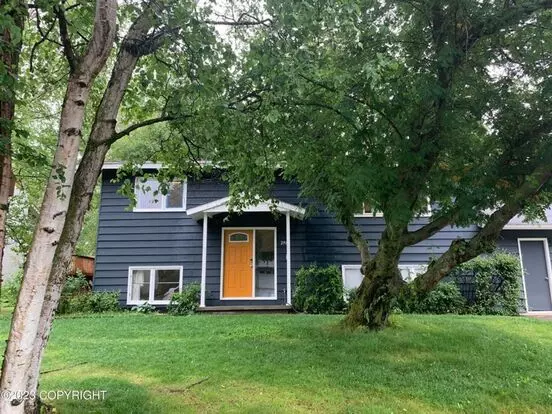 4 Bed / 2 Bed House In Umed Area Apartment for rent in Anchorage, AK 4 Bed / 2 Bed House In Umed Area Apartment for rent in Anchorage, AK