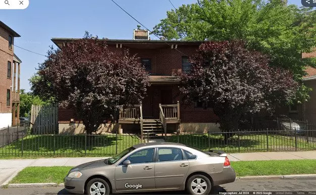 S0018 - 90 Edwards Apartment for rent in Hartford, CT