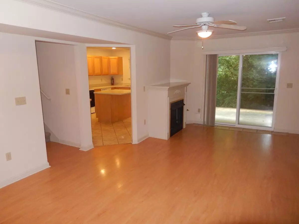 Hemmingway Place Apartment for rent in State College, PA