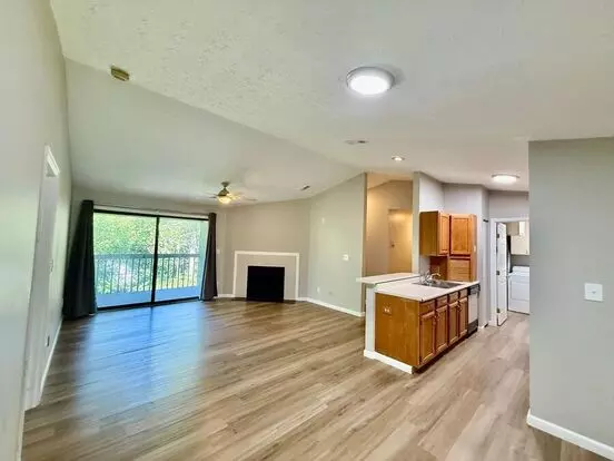 7631 Montgomery Rd Apartment for rent in Cincinnati, OH
