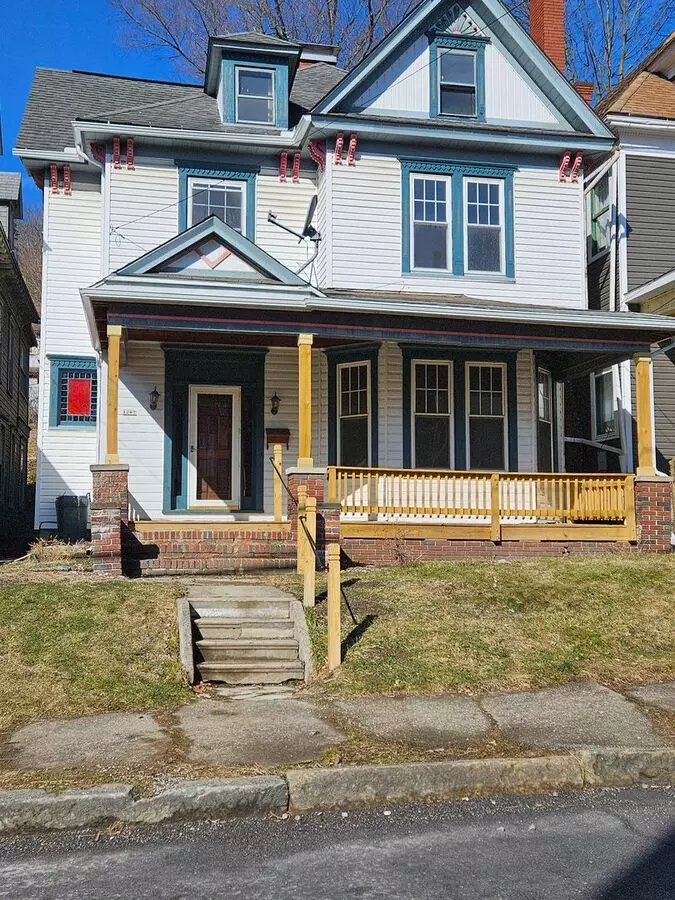 4 Bedroom House In Tyrone Available June 1st House for rent in Tyrone, PA