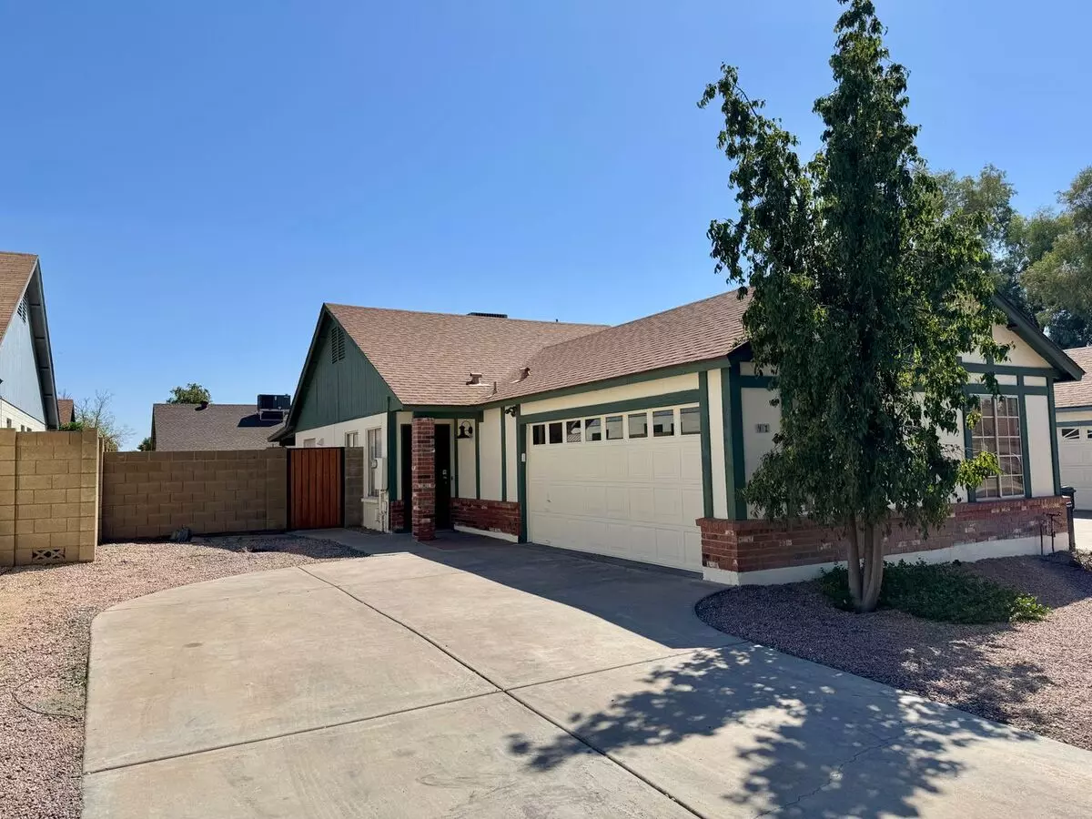 2 Bedroom 2 Bathroom With A 2 Car Garage For Rent In Mesa. House for rent in Mesa, AZ