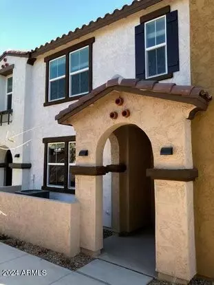 Tempe Townhome 3 Bedrooms & 2.5 Baths With 2-car Garage Apartment for rent in Tempe, AZ