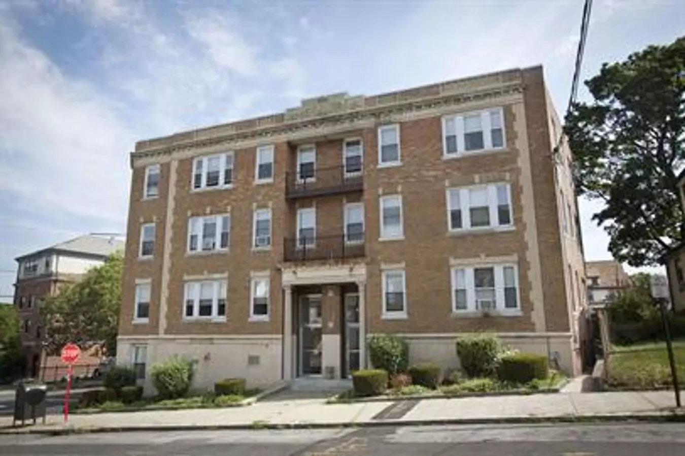 2 Hancock St Llc Apartment for rent in Malden, MA