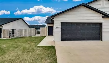 5 of 25 Decarsky Park Alex Model House for rent in Derby, KS