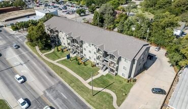 3414 E Central Apartment for rent in Wichita, KS