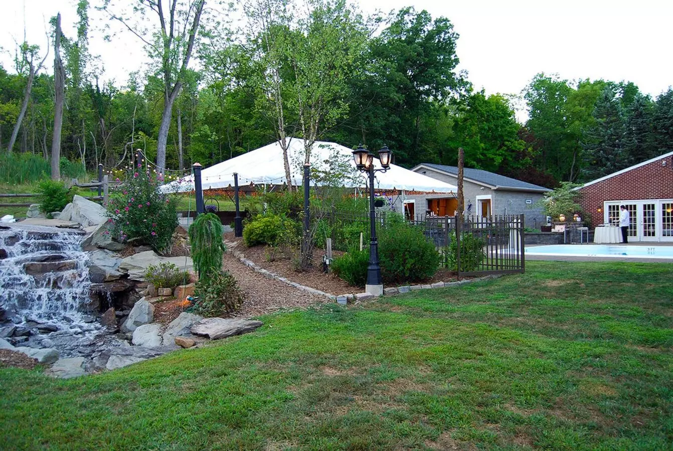 So Many Amenities To Appreciate! House for rent in Verona, PA