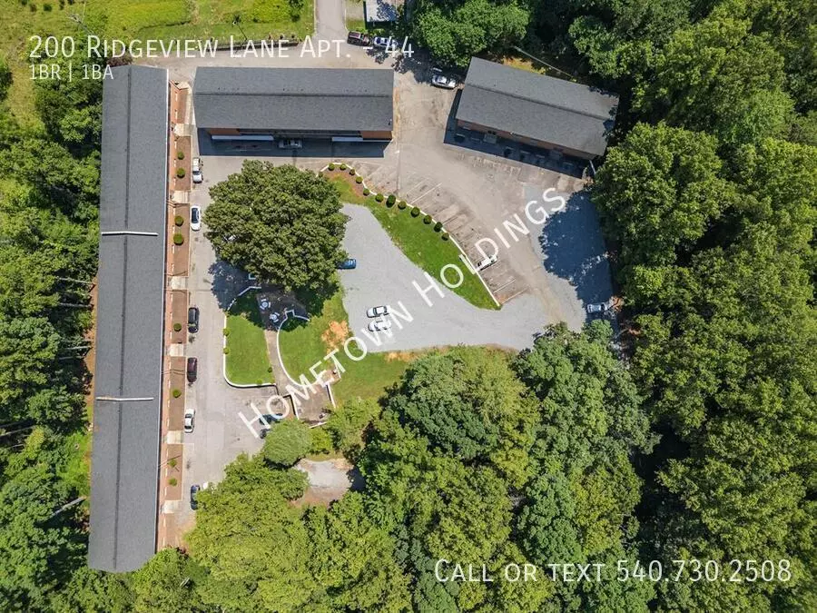 200 Ridgeview Ln Apt Bassett Apartment for rent in Bassett, VA