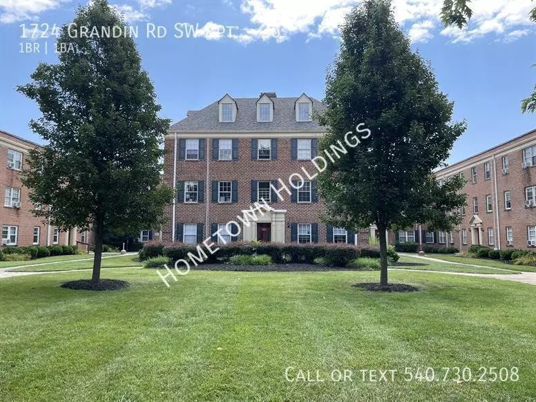 1724 Grandin Rd Apt Roanoke SW Apartment for rent in Roanoke, VA