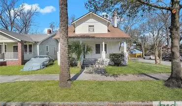 2 of 20 914 & 916 E 34th Street Apartment for rent in Savannah, GA