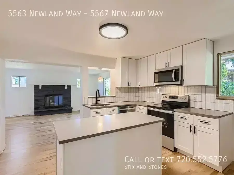 5563 Newland Way Apartment for rent in Arvada, CO