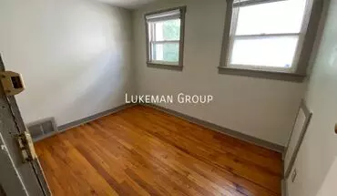 3 of 8 428-430 Davis St Apartment for rent in Kalamazoo, MI