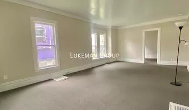3 of 12 1016 E Stockbridge Apartment for rent in Kalamazoo, MI
