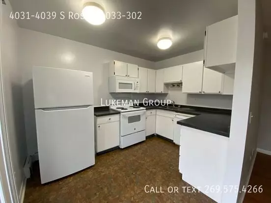 4031-4039 S Rose Apartment for rent in Kalamazoo, MI