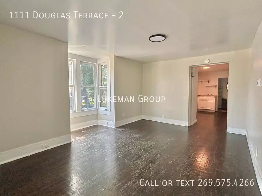 1111 Douglas Ter Apartment for rent in Kalamazoo, MI