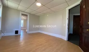 4 of 9 815 W Kalamazoo Ave Apartment for rent in Kalamazoo, MI