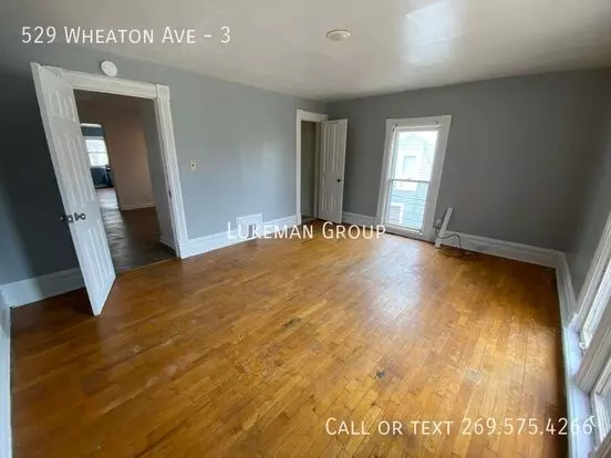529 Wheaton Ave Apartment for rent in Kalamazoo, MI