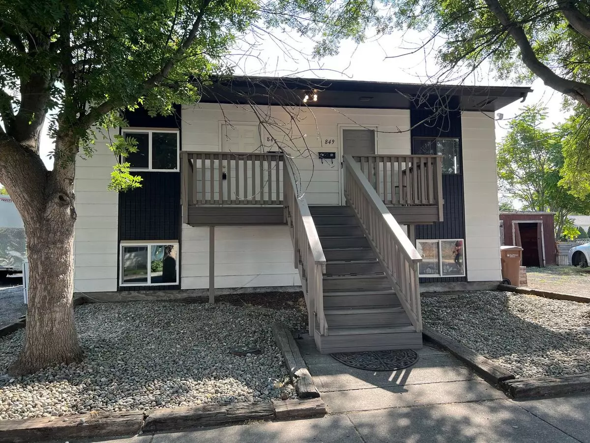 847 849 3rd St Apartment for rent in Clarkston, WA