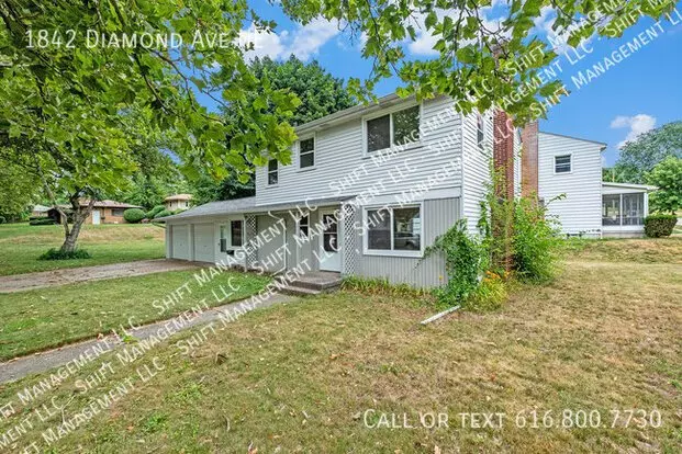 1842 Diamond Ave NE Apartment for rent in Grand Rapids, MI 1842 Diamond Ave NE Apartment for rent in Grand Rapids, MI