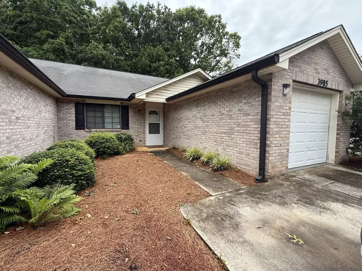 Single Story Gainesville Townhome With Garage House for rent in Gainesville, GA