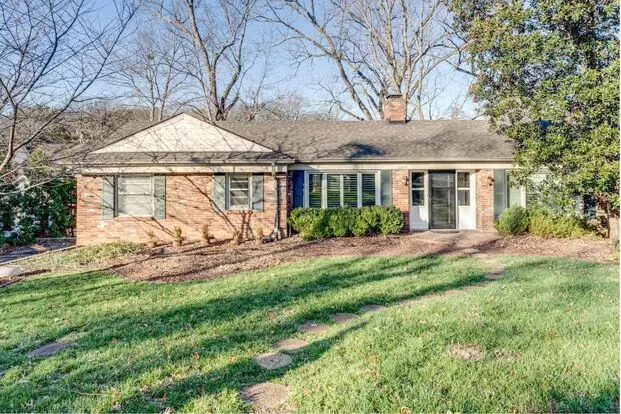 Spacious Green Hills Retreat | 3–4br, 3ba | Deck, Hot Tub, & Prime Location Apartment for rent in Nashville, TN