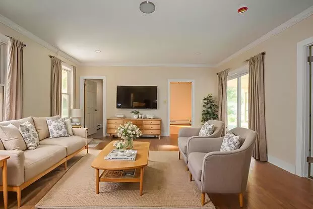 360 East St Apartment for rent in Lee, MA