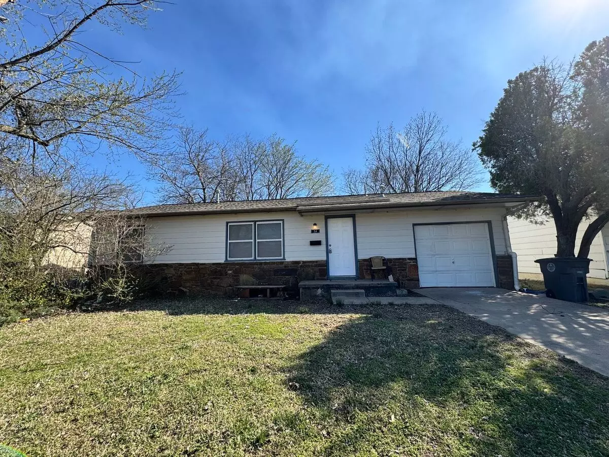 Newly Updated 3 Bedroom Home By Legacy School House for rent in Tulsa, OK