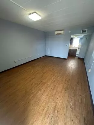 1406 Kurt Apartment for rent in Bloomington, IL