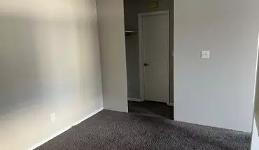 3 of 6 1216 Major Apartment for rent in Normal, IL
