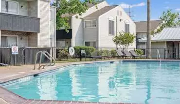 3 of 25 TOWNE OAKS Apartment for rent in Corpus Christi, TX