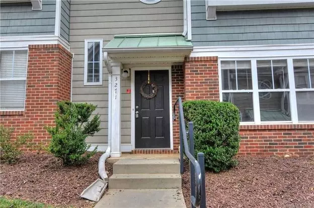 Charming 2br Townhome In Charlotte Apartment for rent in Charlotte, NC Charming 2br Townhome In Charlotte Apartment for rent in Charlotte, NC