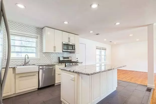 Charming 3br House In Decatur Apartment for rent in Decatur, GA