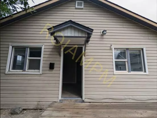 Charming 2 Bed 1 Bath Home In Buhl – Private Parking & Pet Friendly! Apartment for rent in Buhl, ID