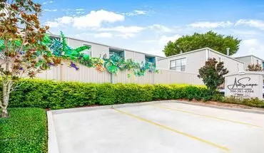 2 of 45 Art Scape Apartment for rent in Metairie, LA