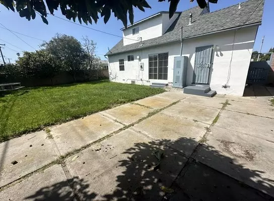 756 Lemon Grove Ave Apartment for rent in Ventura, CA