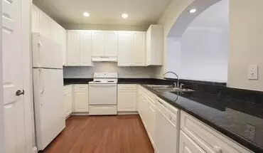 2 of 29 The Villas At Laketown Apartment for rent in Kenner, LA