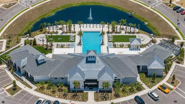 Aston Park Apartment for rent in Davenport, FL