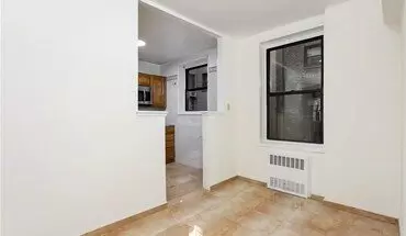 2 of 7 488 Ocean Pkwy Apt 2E House for rent in Brooklyn, NY