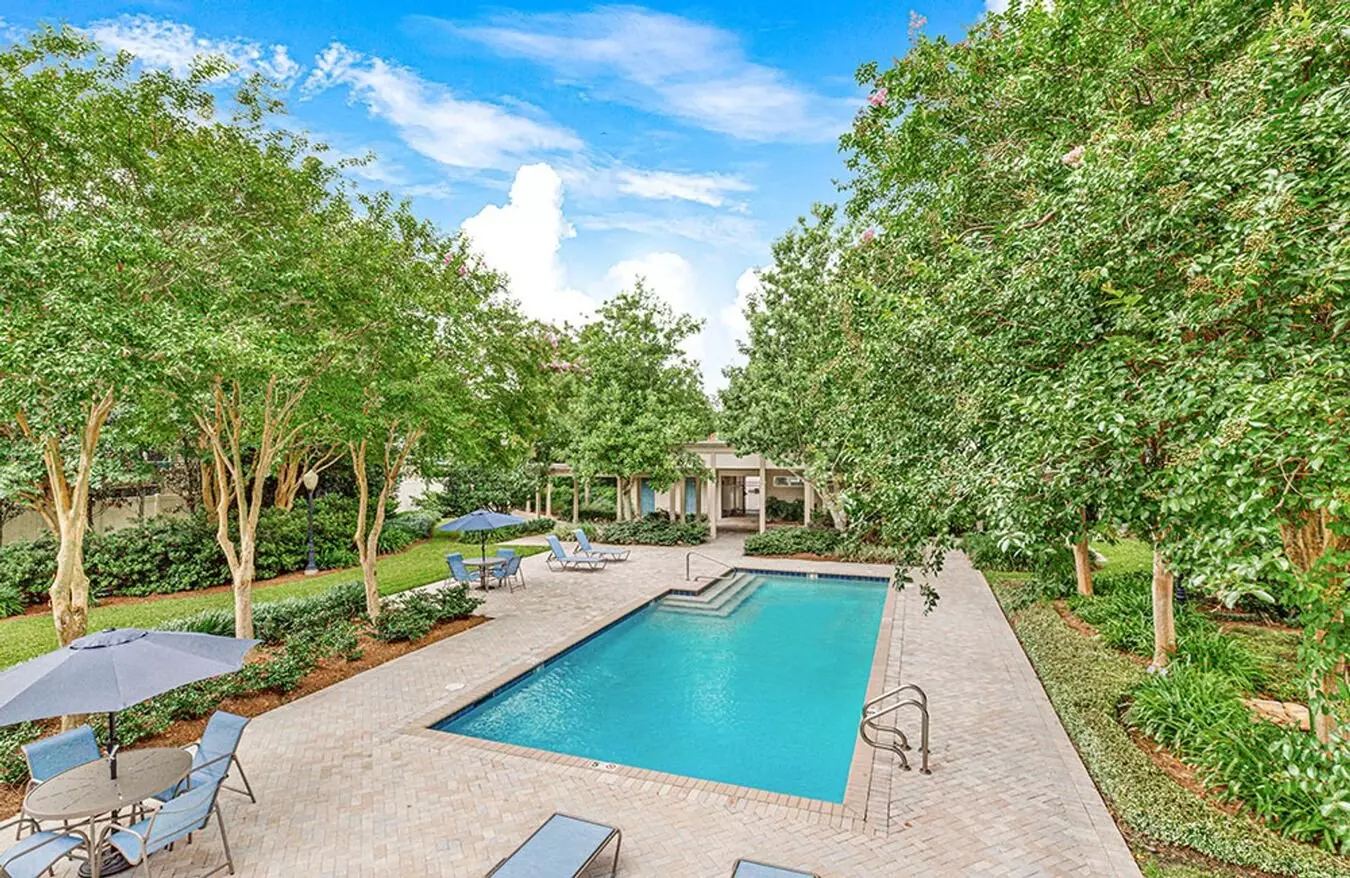 Park Oaks Apartment for rent in Metairie, LA