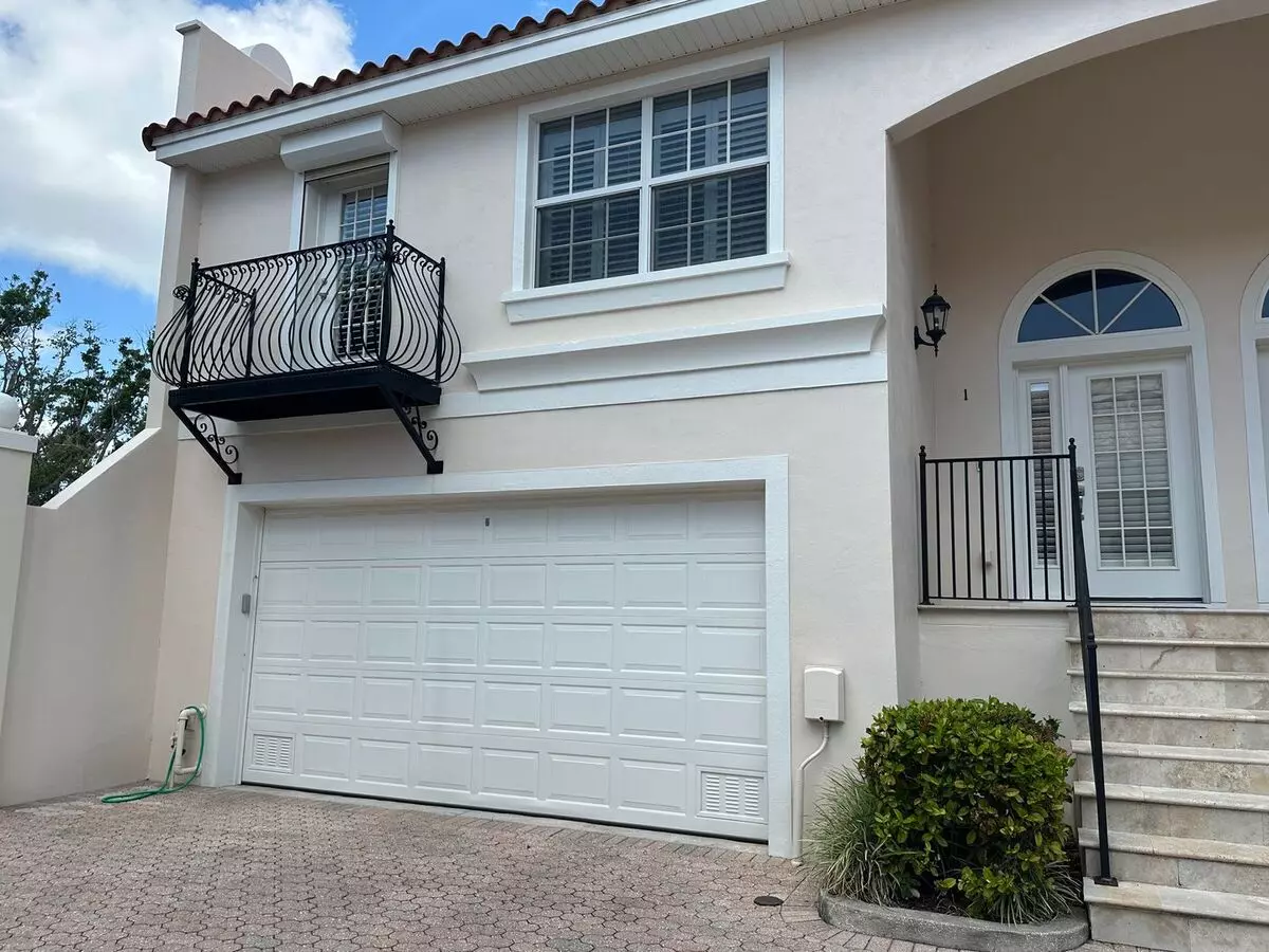 100 Ricardo Way Unit 1 NE House for rent in St Petersburg, FL