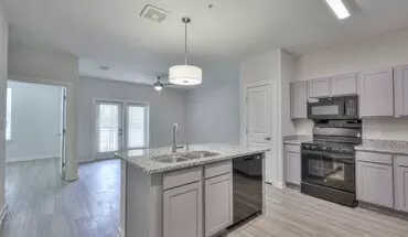 2 of 28 Monrovia Flats Apartment for rent in Huntsville, AL