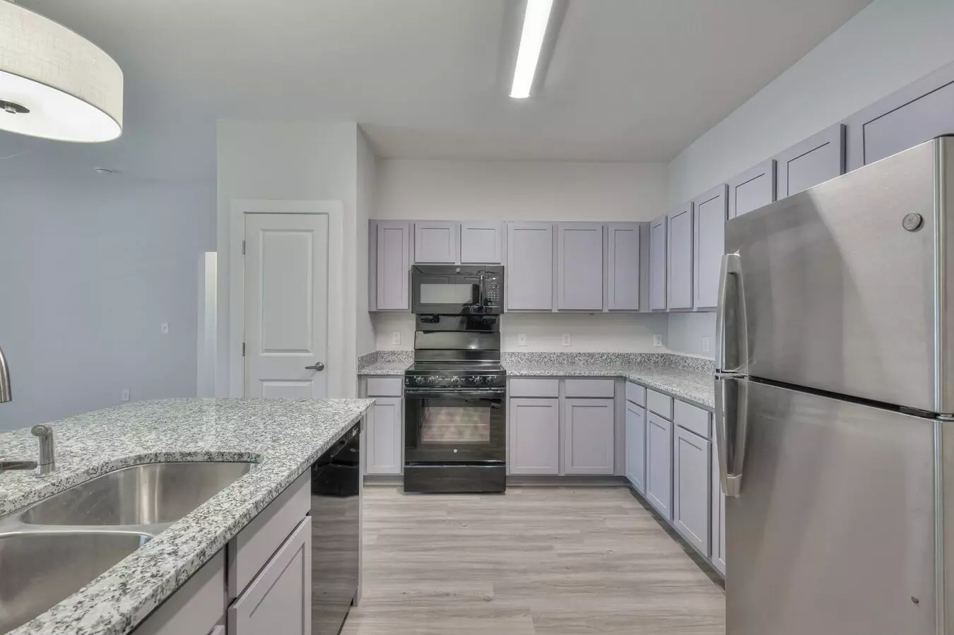 Monrovia Flats Apartment for rent in Huntsville, AL
