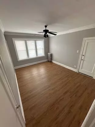 10155 S Eberhart Apartment for rent in Chicago, IL