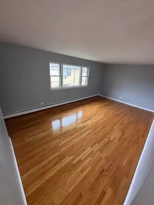 7822 S Ssd Apartment for rent in Chicago, IL