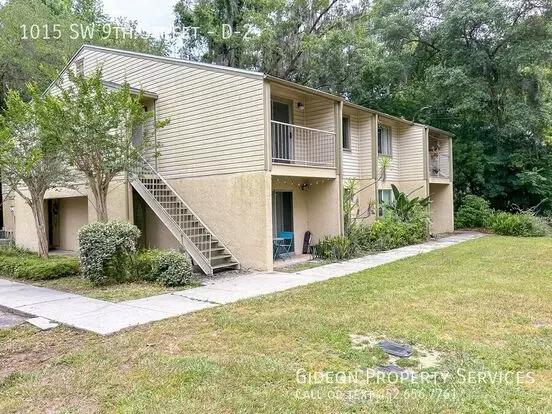 1015 SW 9th St Apartment for rent in Gainesville, FL 1015 SW 9th St Apartment for rent in Gainesville, FL