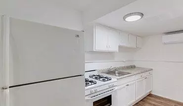 5 of 11 3319 N 32nd St Apartment for rent in Phoenix, AZ