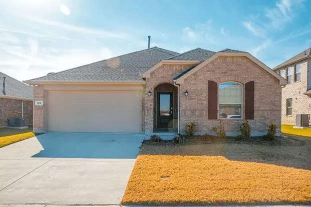 This 1996 Square Foot Single Family Home Has 4 Bedrooms And 2.0 Bathrooms. This Home Is Located At 1215 Chapel Hill Dr, Anna, Tx 75409. Apartment for rent in Anna, TX