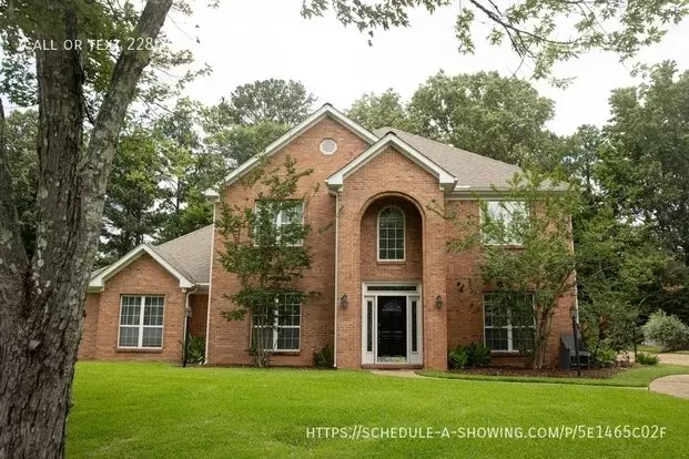 110 Little John Ln Apartment for rent in Starkville, MS