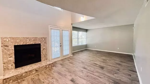 Great Townhouse In Great Hills / Arboretum With 3 Bedrooms, 2.5 Baths Apartment for rent in Austin, TX