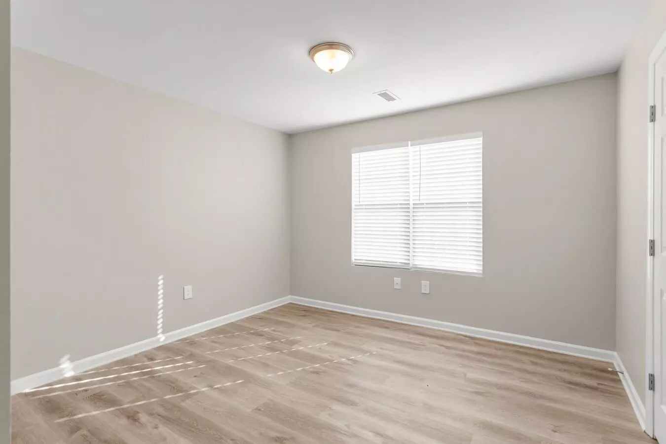 Nevin Place Apartment for rent in Charlotte, NC